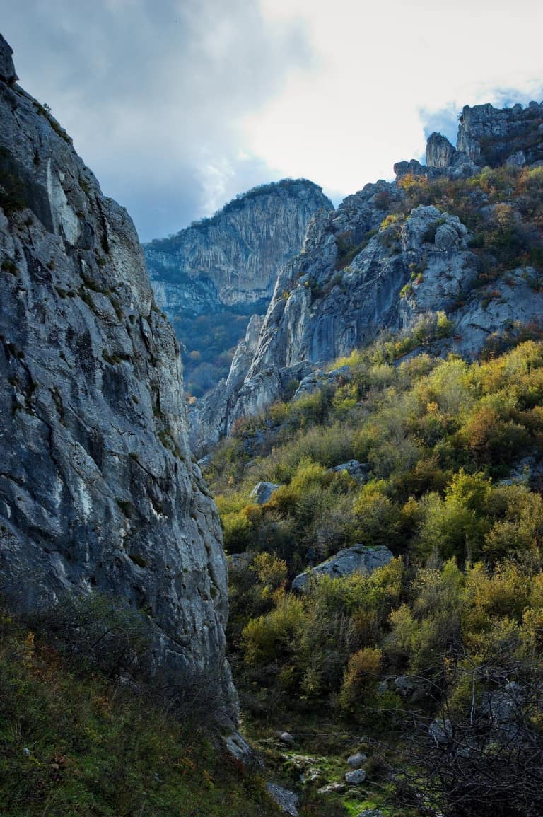Kalksteinfelsen - Foto: Vrachanski Balkan Naturpark
