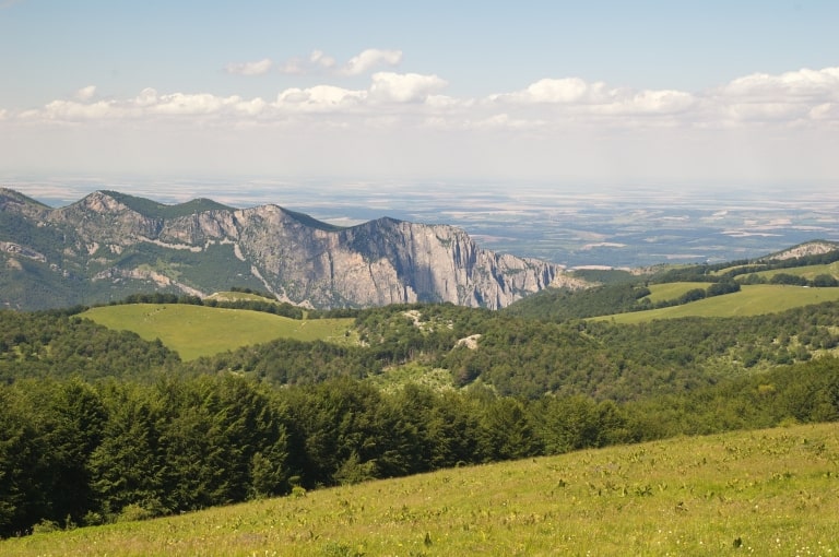 Die zentrale Bergwand des Vratsata-Passes- Foto: Vrachanski Balkan Naturpark